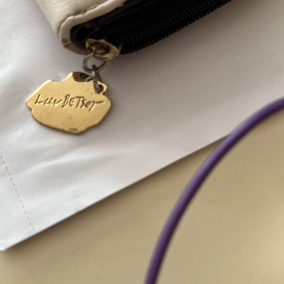 Betsey Johnson Unicorn Wallet - Picture 3 of 9